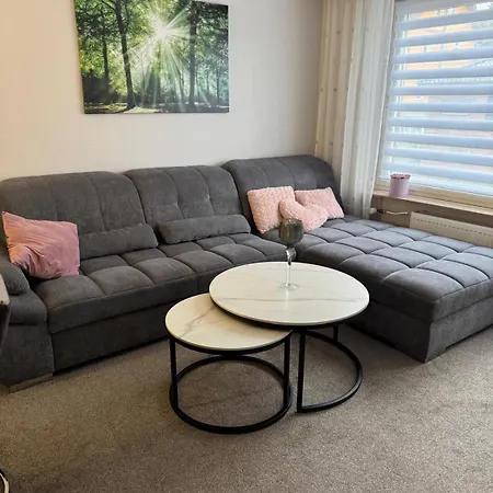 Apartment Am Kurpark, Mit Balkon, Kostenlosen Parkplatz Und Wlan *
